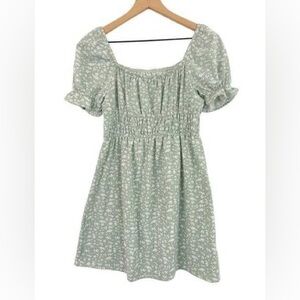5/$25 Iris Women's Boho Prairie Green Mini Dress Medium Linen Blend Puff Sleeve